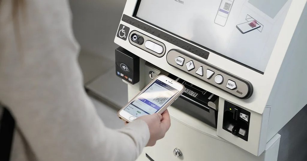 Accessible baggage check-in kiosk with Storm's NavBar installed.